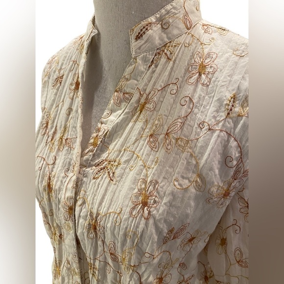 Lee Women’s Button Up Floral Bohemian Embroidered Long Sleeve Top. Size Large - Picture 2 of 11
